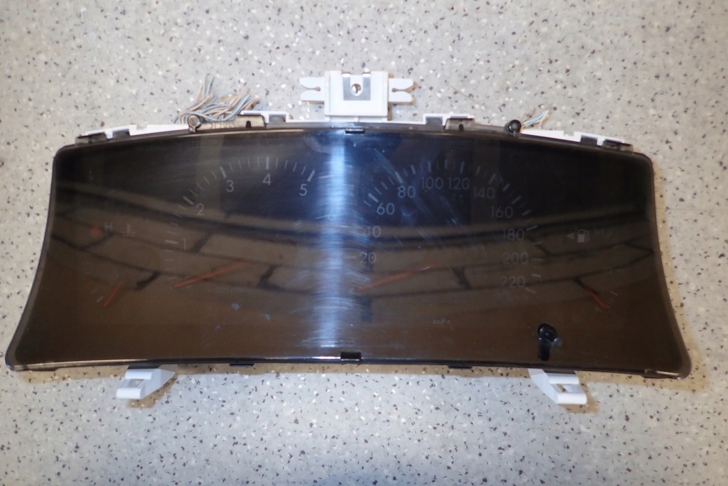 фото №5, Toyota corolla e12 1.4 d4d 02-07 приборы счетчик