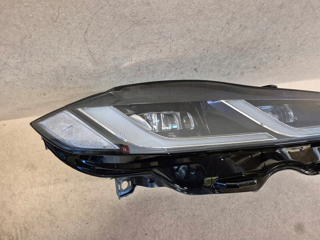 фото №16, Jaguar xf f-pace x260 x761 lift full led mid правий europa mk8313w029ec