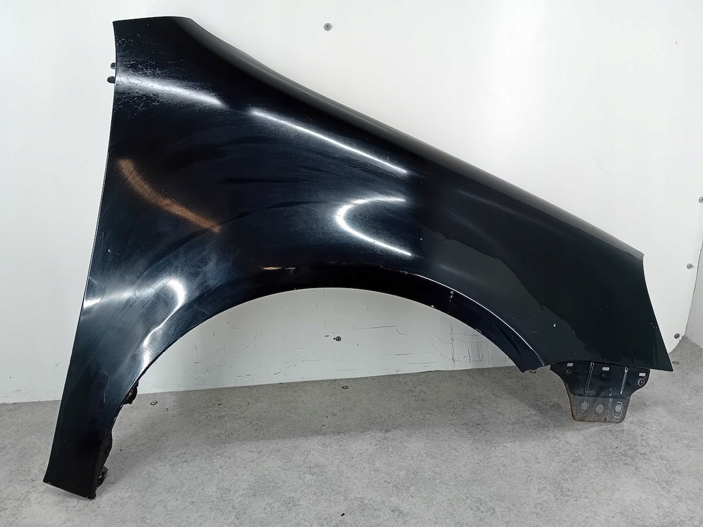 фото №1, Крила правий перед vw golf v lc9z хетчбек