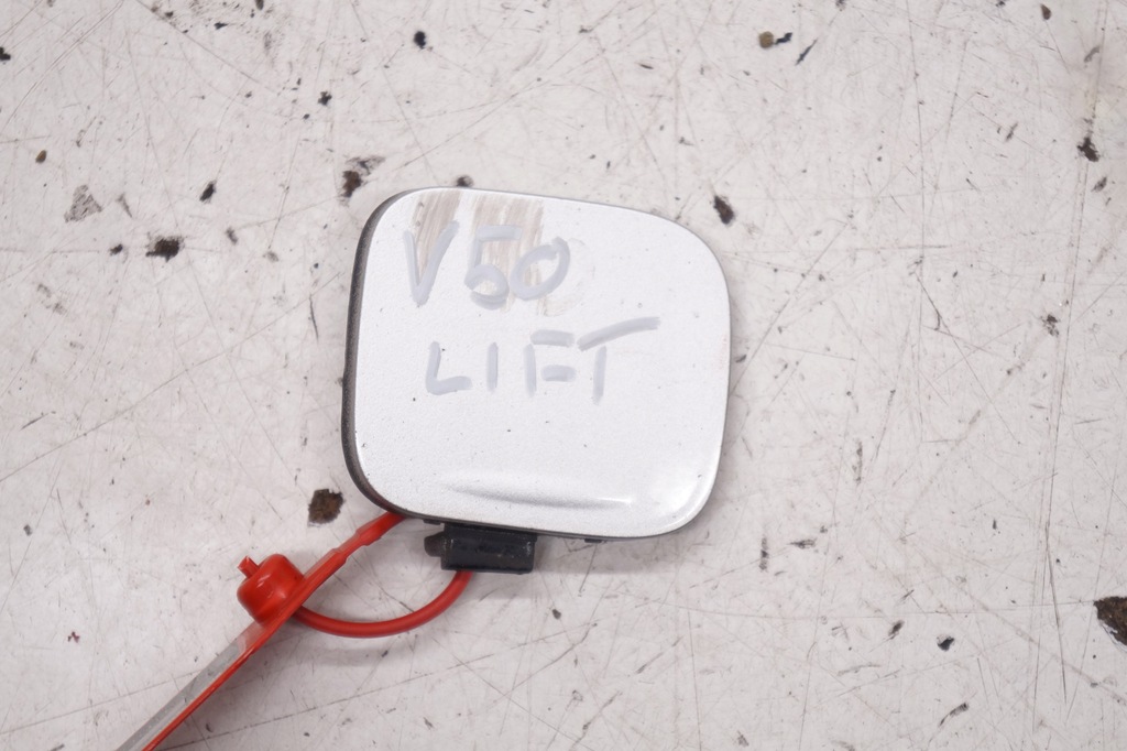 фото №1, Заглушка захист фаркоп буксирувальний перед volvo v50 lift 30744978