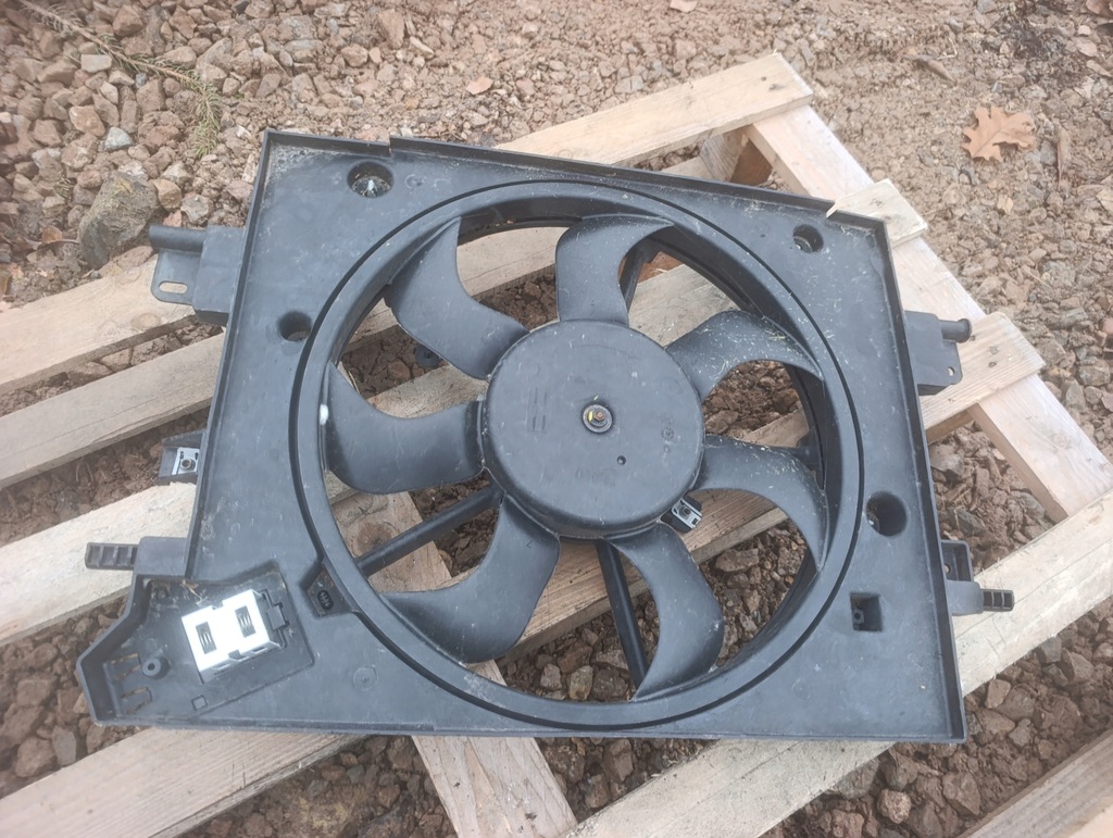 фото №2, Вентилятор радіатора dacia renault 214811626r