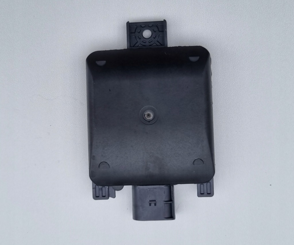 фото №1, Audi q4 e-tron vw id4 задня лівий радар поперечина руху