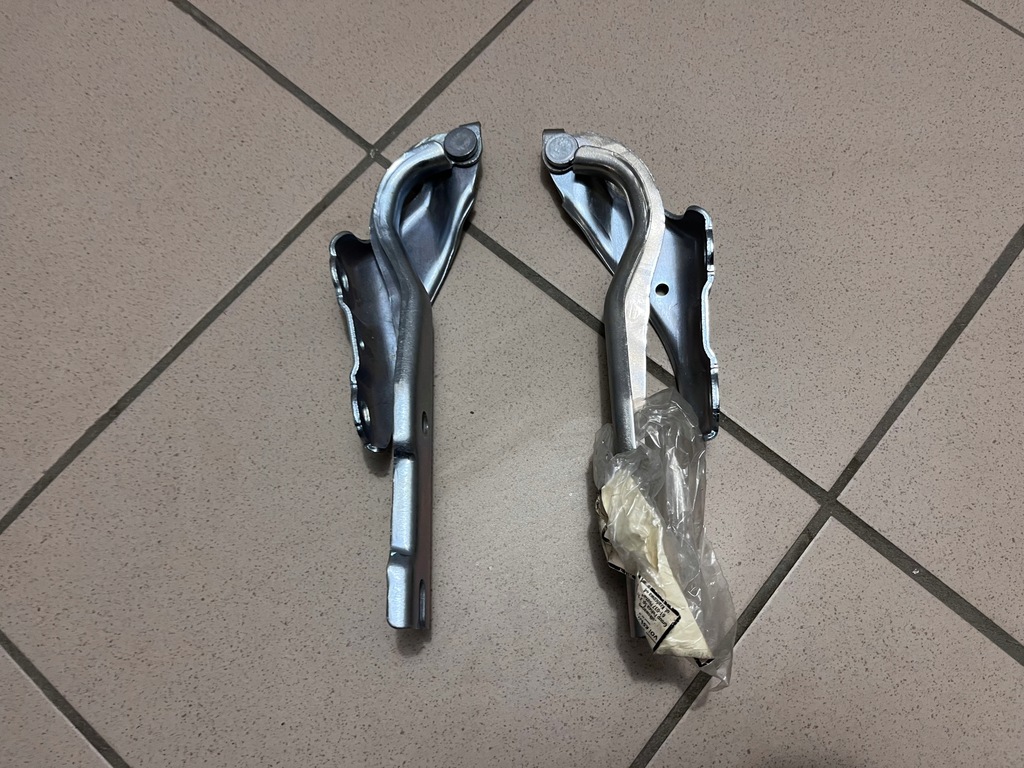 фото №1, Петли капот левый правый skoda rapid 5ja