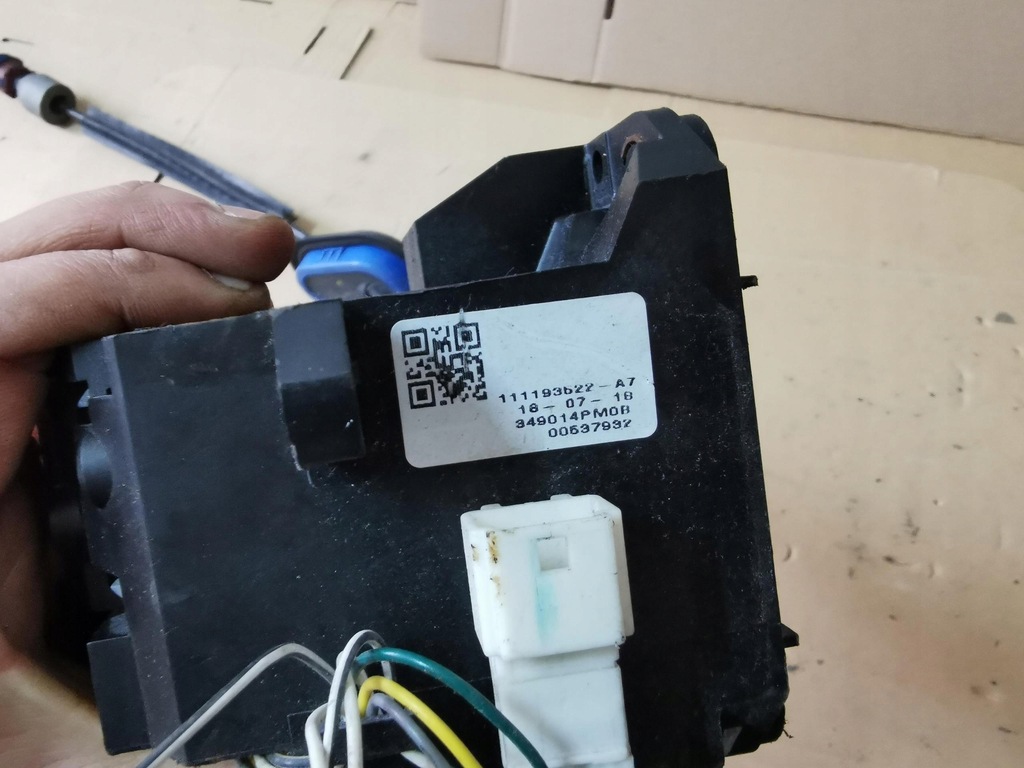 фото №10, Домкрат тросы переключения передач renault megane iv