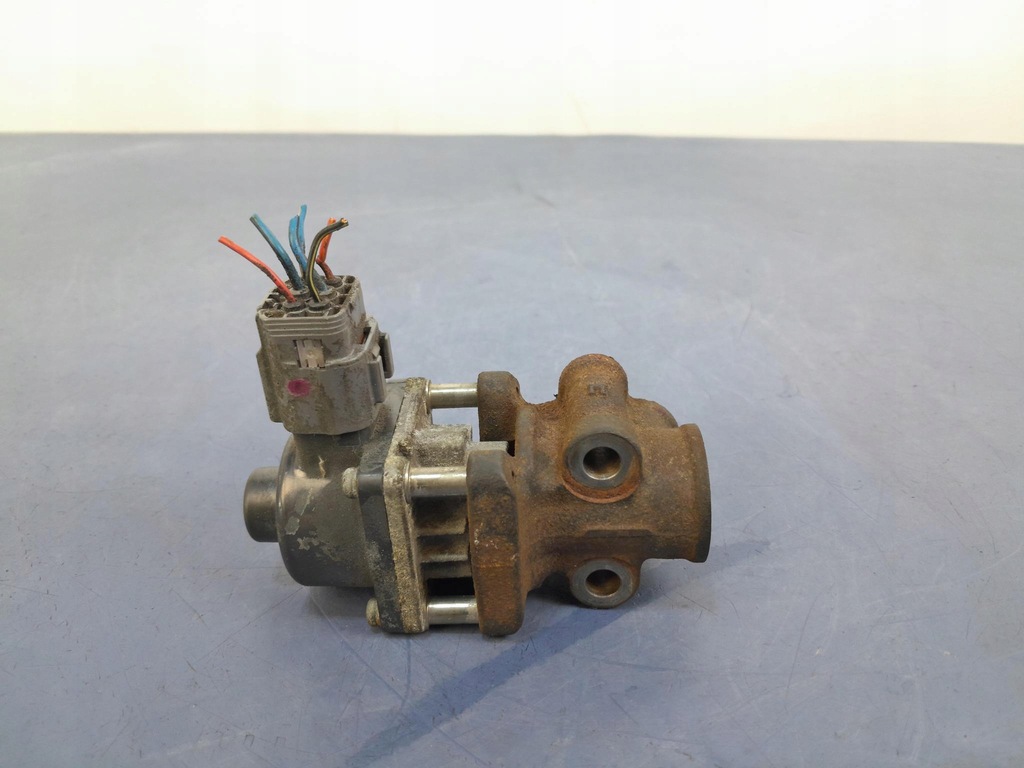 фото №1, Subaru forester ii lift 2.0 b клапан egr