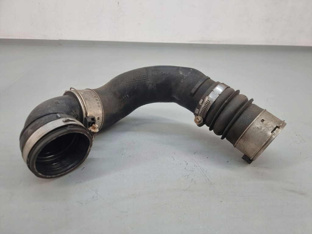 Купить Jaguar f-pace 2021 пабтрубок  / труба интеркулер