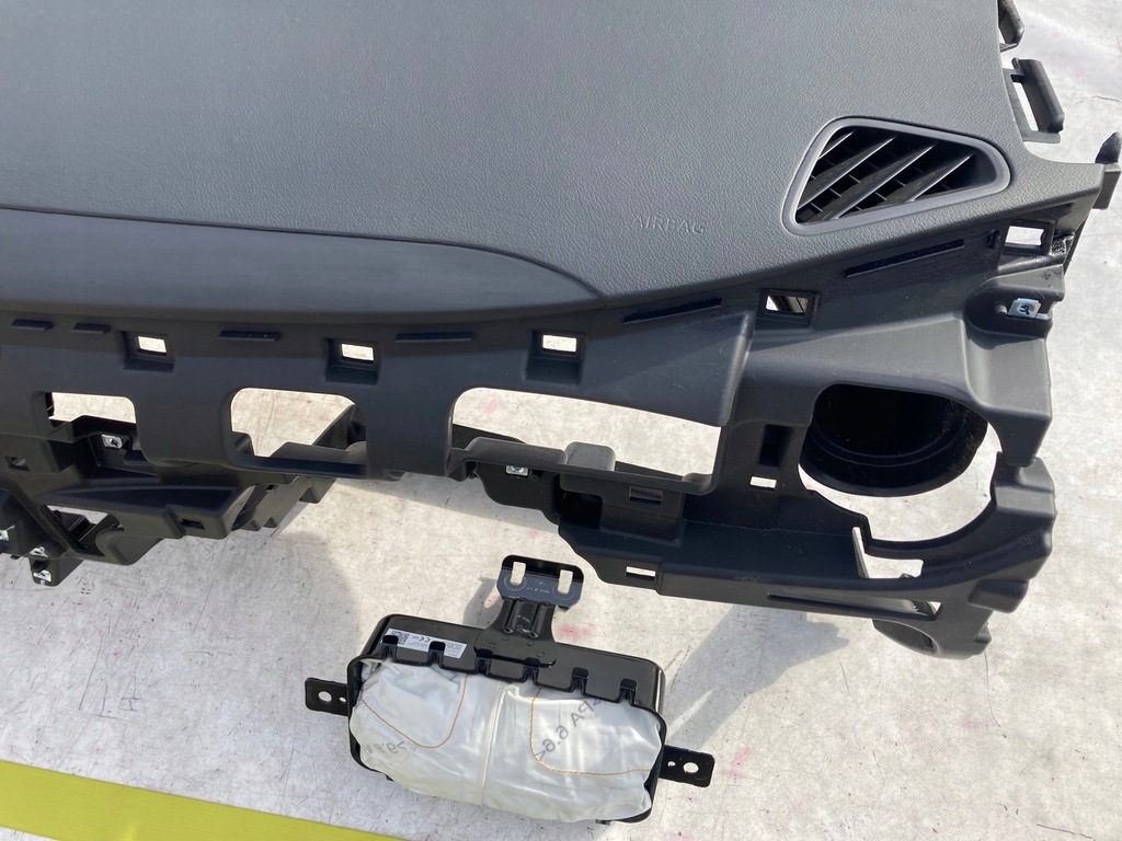 фото №7, Hyundai kona панель приладів панель приладів консоль подушки безпеки ремені