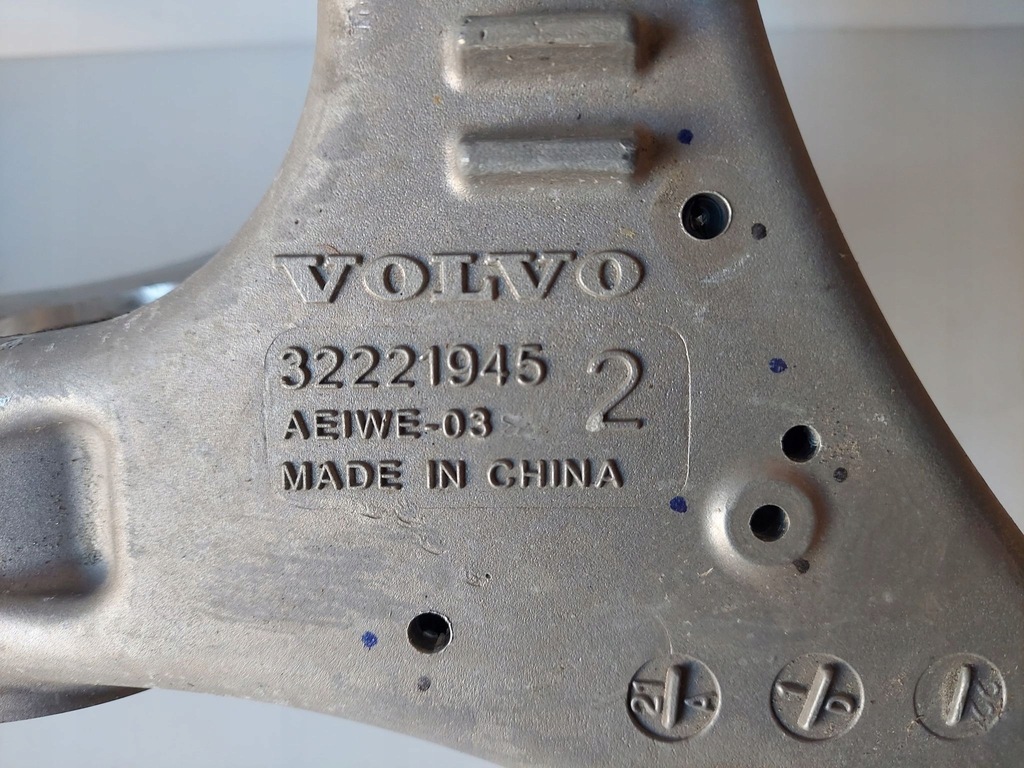 фото №10, Volvo polestar підрамник підрамник рама допоміжна