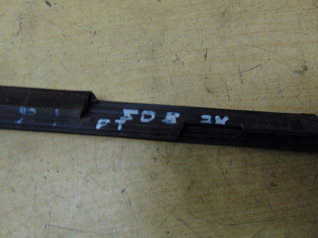 фото №15, Молдинг уплотнитель правый задняя peugeot 508 sw 1 9671944180