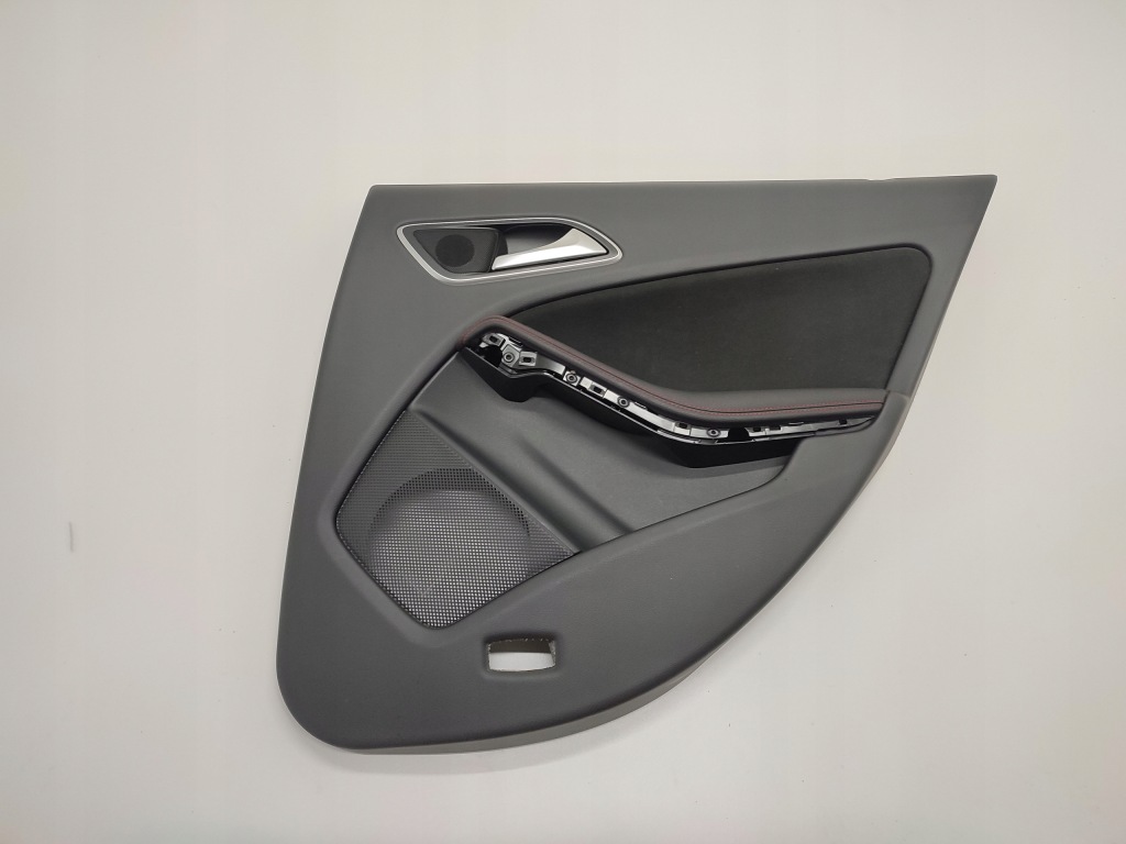 фото №1, Mercedes a-klasa w176 amg оббивка двері правих задня