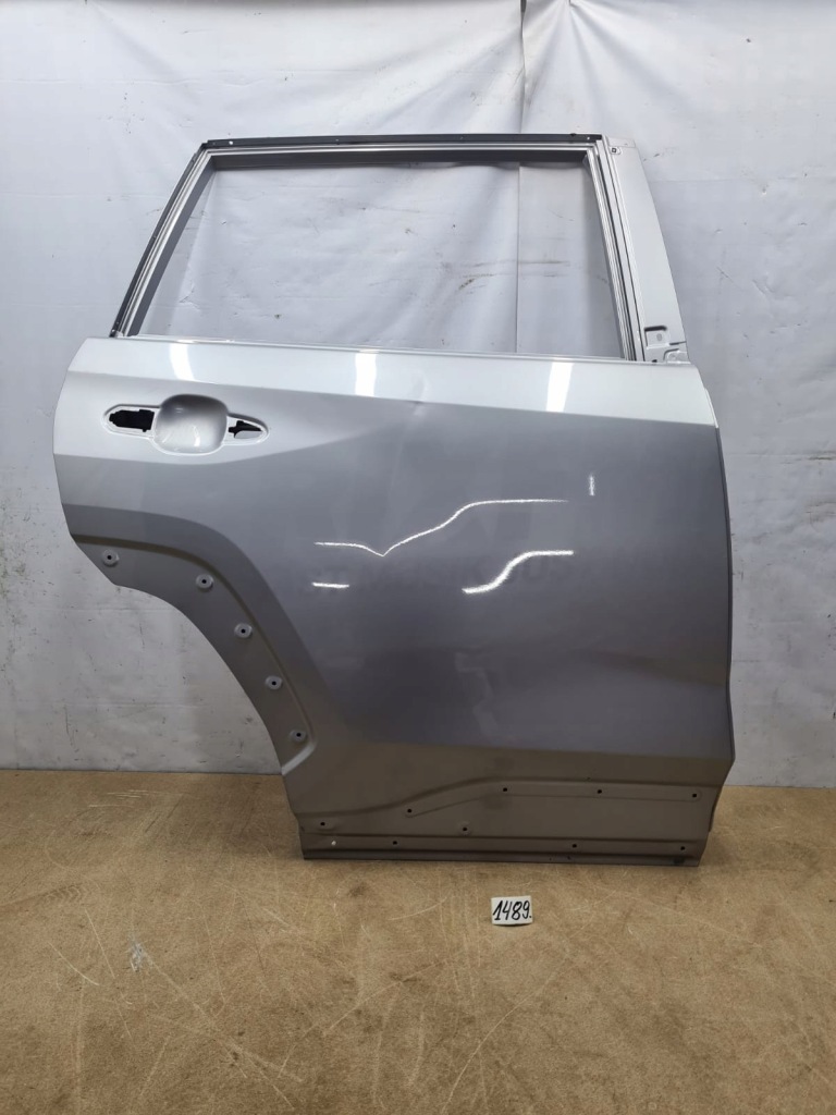 фото №1, Двері правий задня задні праве toyota rav4 v 5