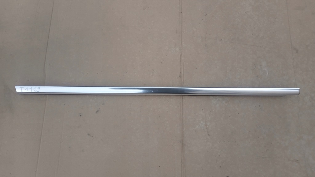 фото №1, Молдинг уплотнитель стекло mercedes c-klasa w205