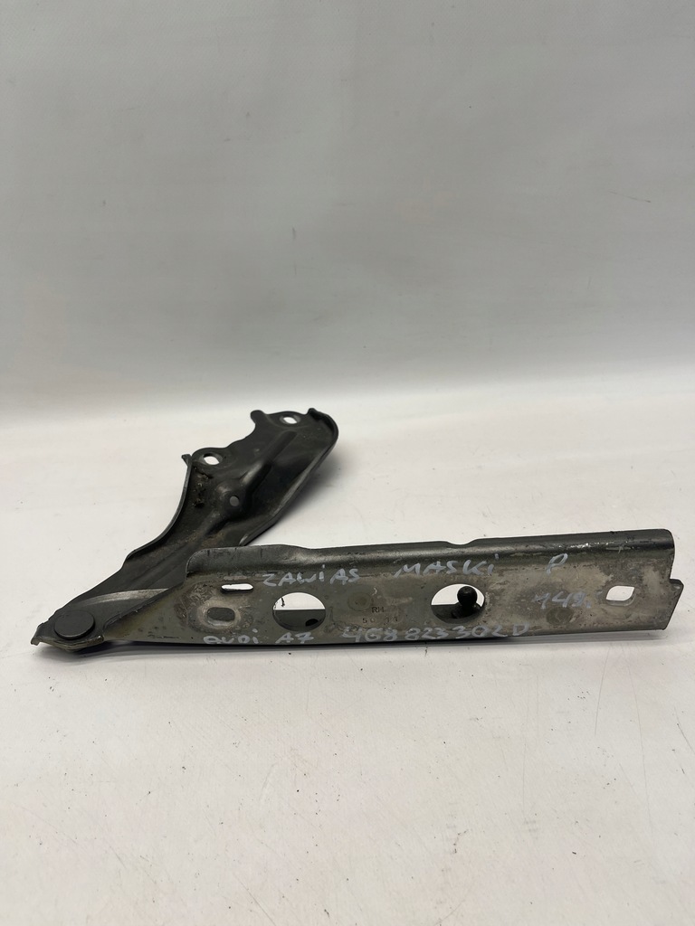 фото №1, Audi a7 4g8823302d петля капот правый oryg.