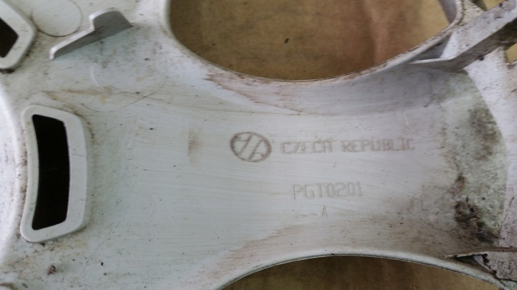 фото №7, Колпаки peugeot 107 14" 426020h050