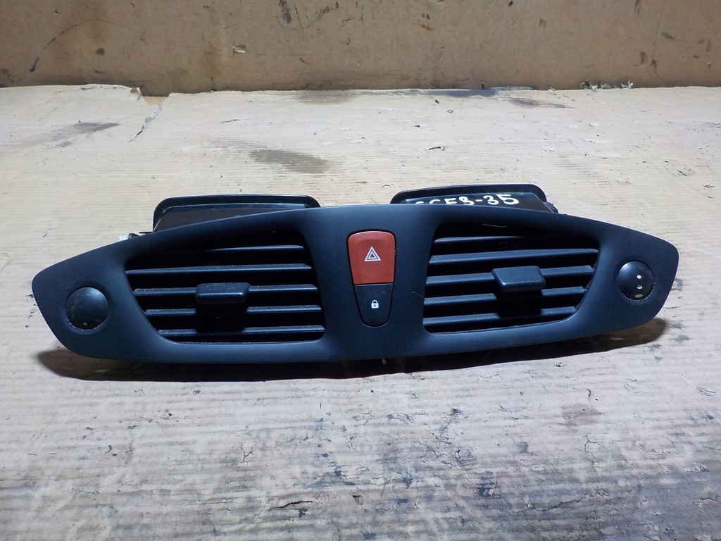 фото №1, Решітка обдув середина renault scenic iii 10r.