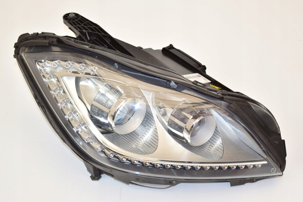 фото №1, Mercedes cls w218 218 лампа права перед bi ксенон led комплектна europa