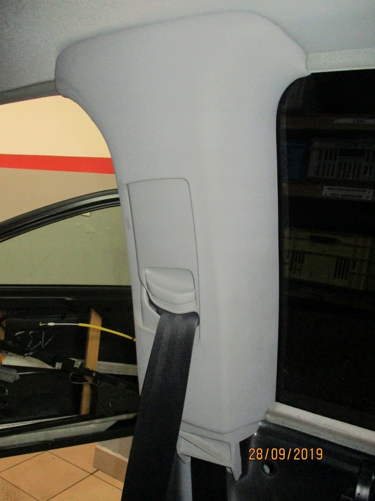 фото №1, Audi a3 8l lift блок двигуна обшивка стійка праве b