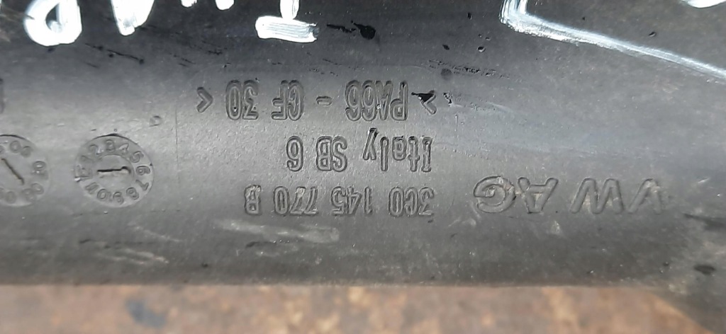 фото №9, Труба воздухозаборник воздуха 2.otdi vw passat b7 3c0145762am 3c0145770b