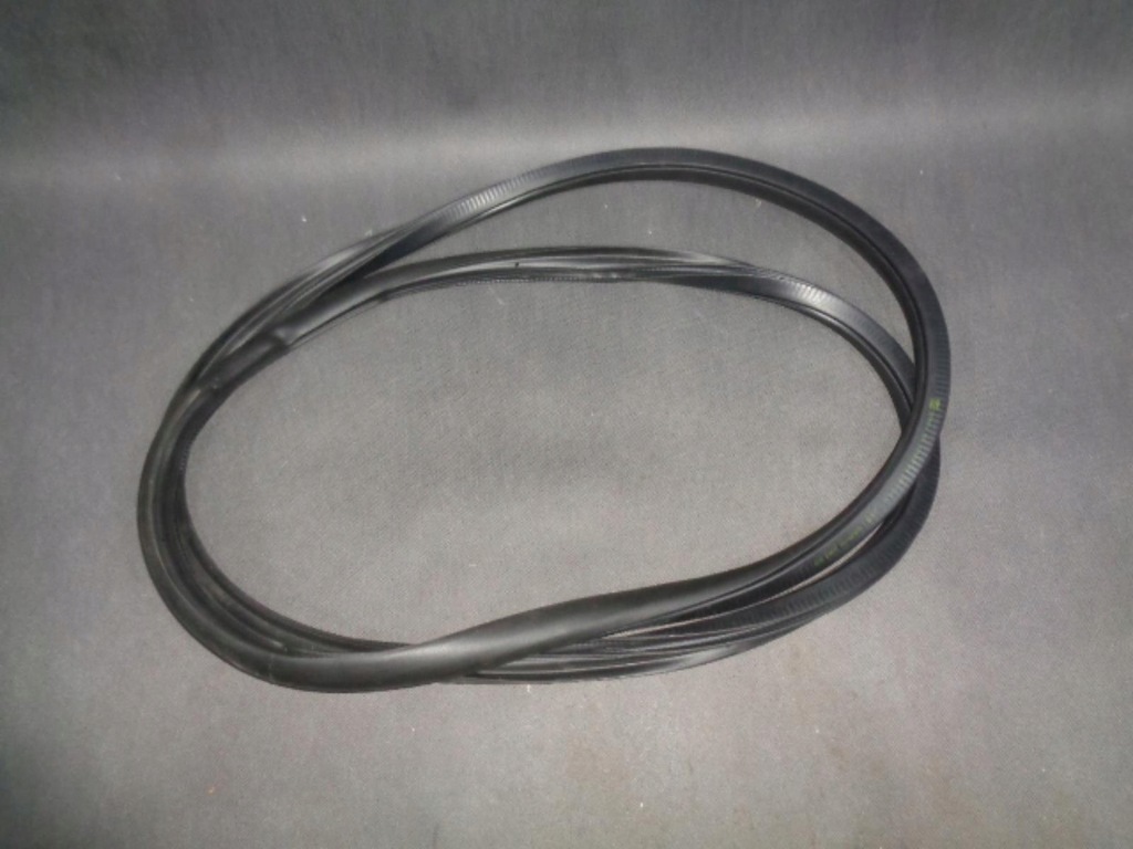 фото №1, Seat leon iii прокладка дверь правая передняя перед