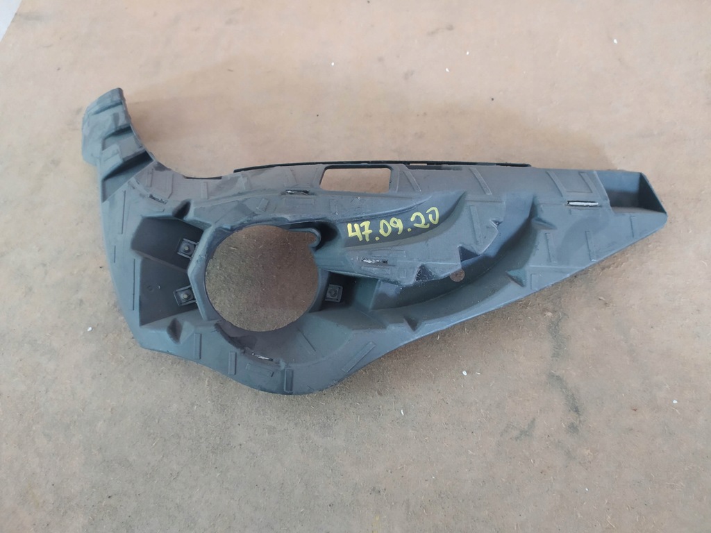 фото №1, Направляющая противотуманной фары правый перед bmw x1 e84