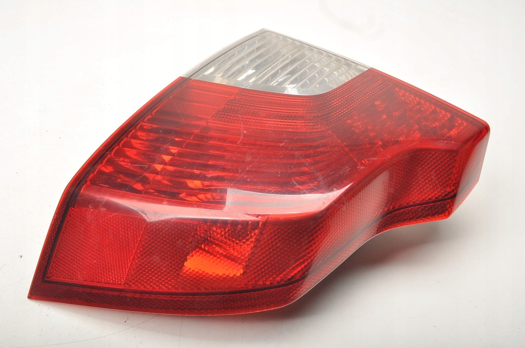 фото №8, Volvo s40 ii лампа права задня правий задня 31214607 sedan lift