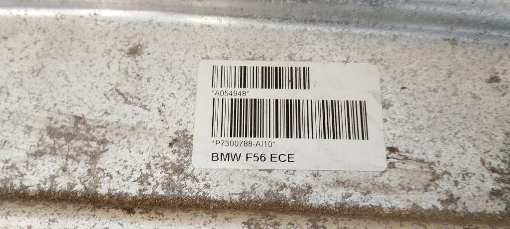 Балка задній задня mini cooper f56 p7300788 7300788 51127300788 оригінал Недорого