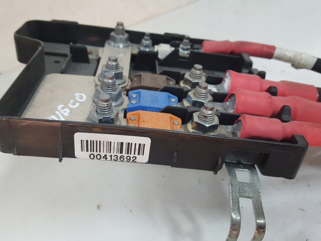 фото №3, Iveco daily vi клемма плюсовая предохранители провода