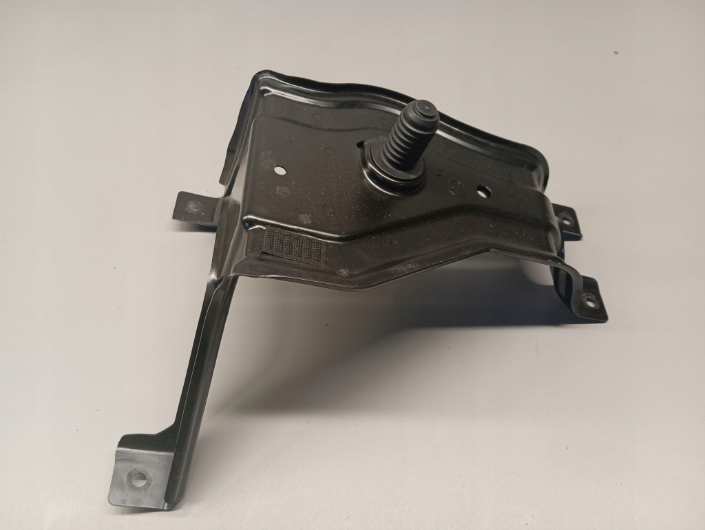 фото №1, Кронштейн колеса запасного audi a6 c7 4g0802715