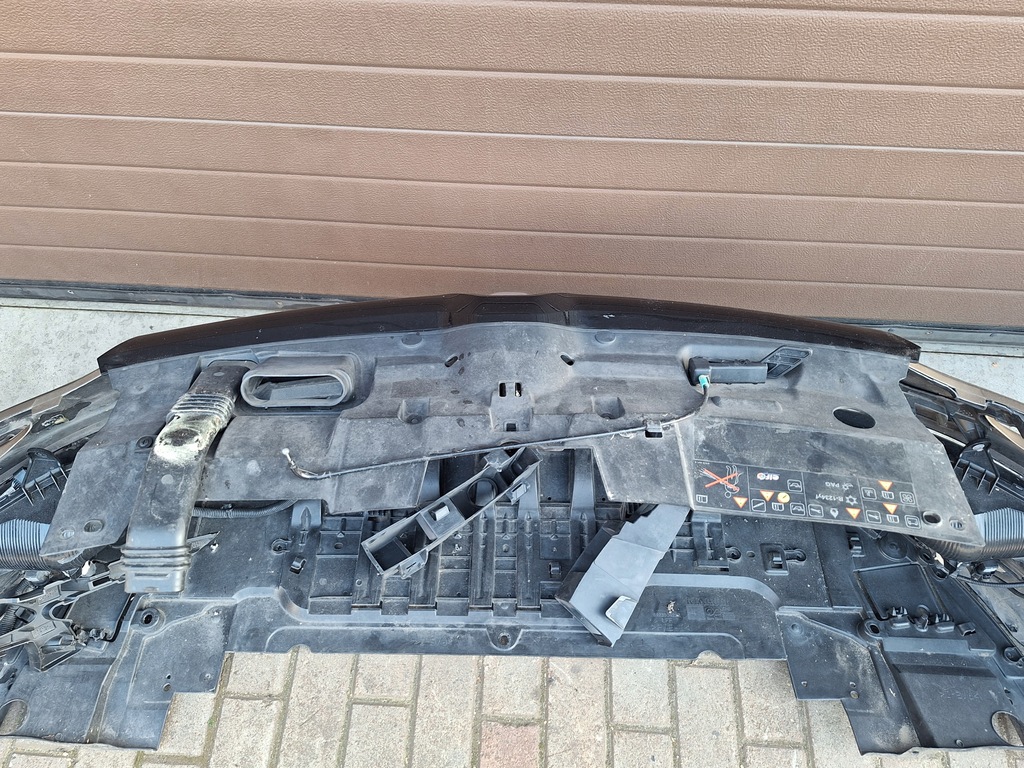 фото №12, Бампер перед передний renault megane iv kompletny