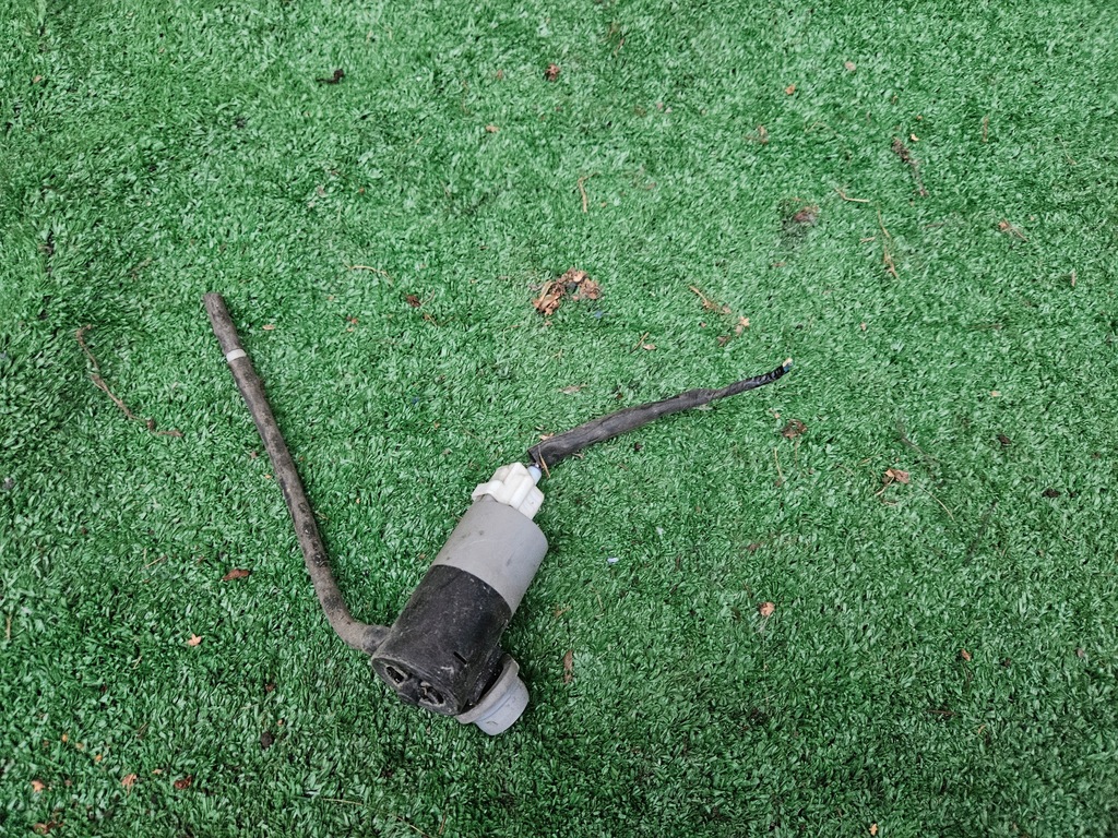 фото №1, Помпа омывателя toyota auris i