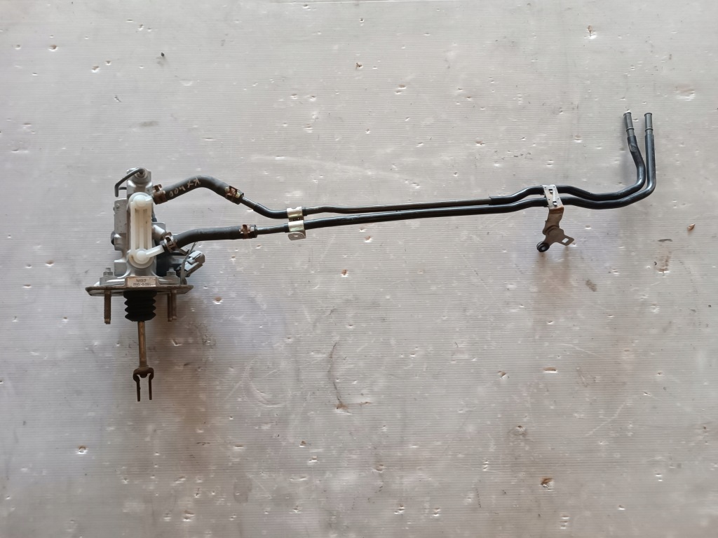 Купити Lexus rx насос гальмівна 138110-10420