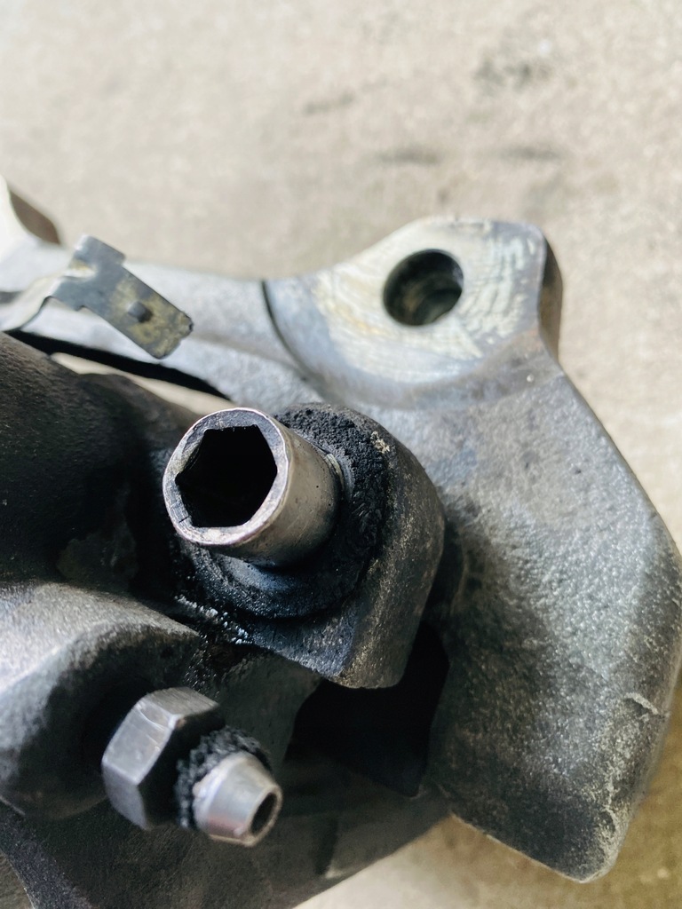 фото №6, Maserati levante супорт гальмівний передній 4866 p