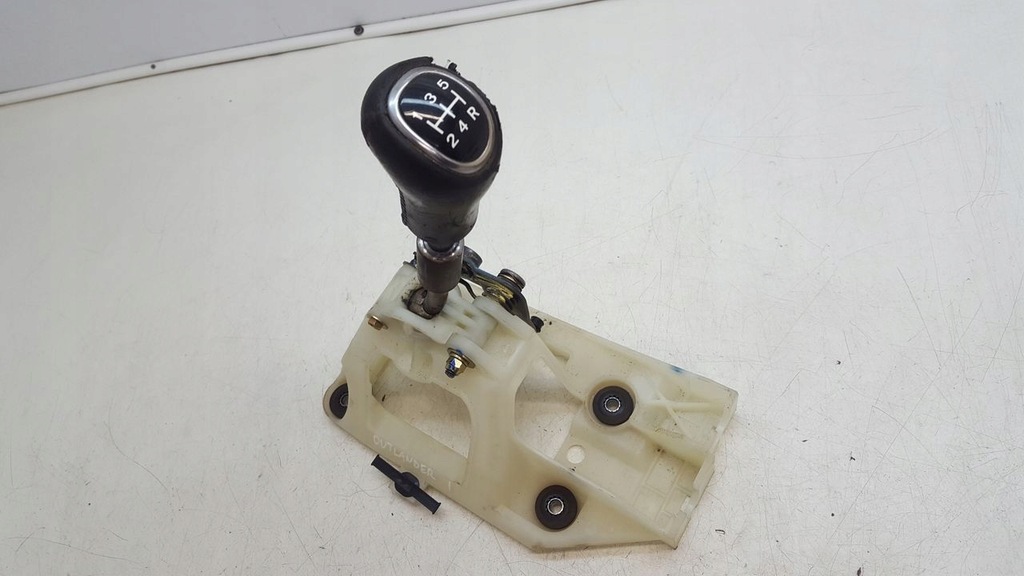 фото №1, Вибірник домкрат перемикання передач outlander i