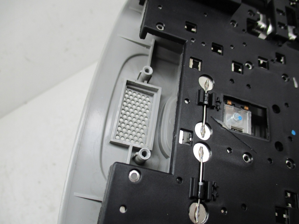 фото №8, Kia soul 14-18 лампа освещение салона 92800-b2000