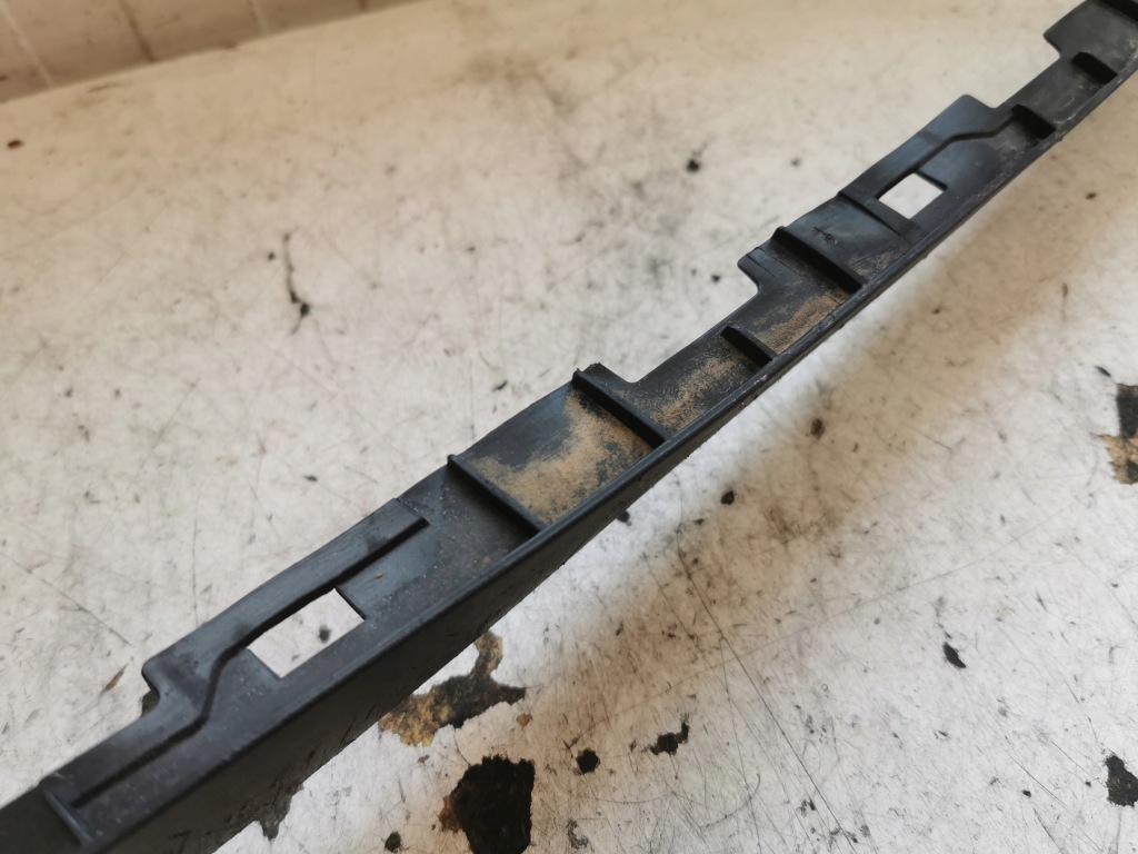 Opel zafira b дорестайлінг  накладка-спойлер правий бампера спойлер 13124975 Недорого