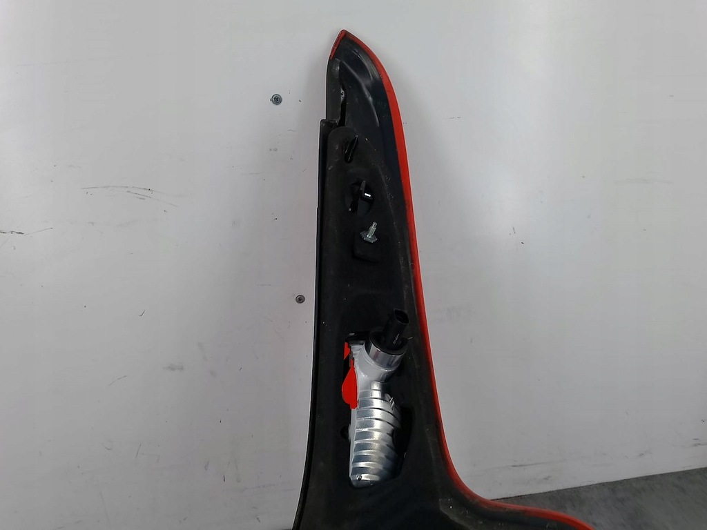 фото №7, Лампа задняя левая volvo c30 06-12 31213913 хэтчбек