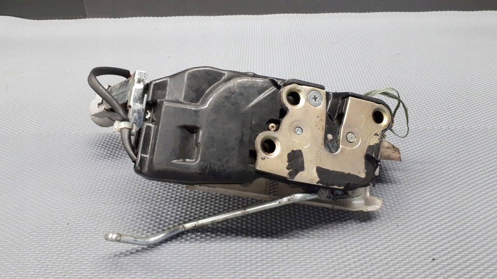 фото №7, Замок дверь правый перед toyota corolla verso