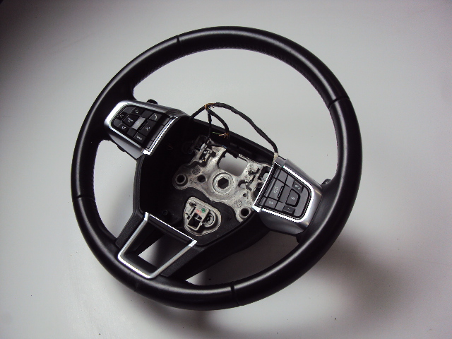 фото №1, Воздуховод land rover discovery sport l550