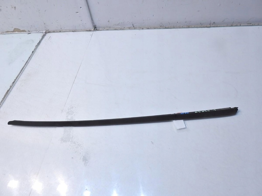 фото №6, Молдинг стекло лобовое левая audi a4 b7 8e0854327e