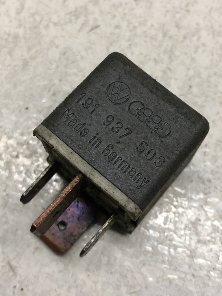 Купити Реле vag 191937503