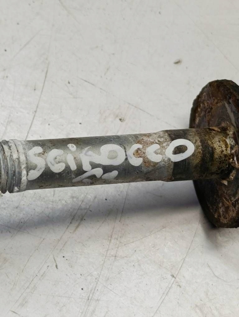 Volkswagen scirocco 3 08-13 2.0 tdi болт ексцентрикова сходження в Україні