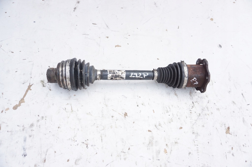 фото №1, Приводной вал правый перед audi a4 b8 2.0 tdi