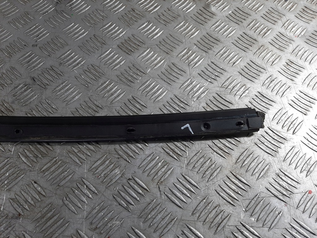 фото №10, Chrysler sebring cabrio ii 01r молдинг стойка левая