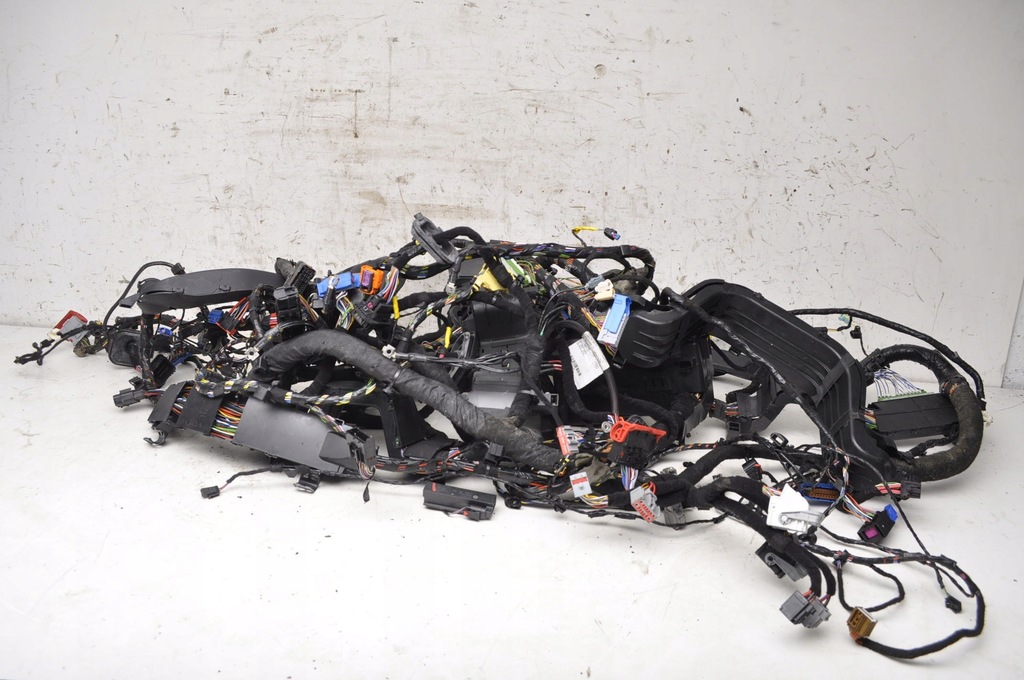 фото №8, Maserati levante s q4 джгут електропроводка електрична салону 06700065540