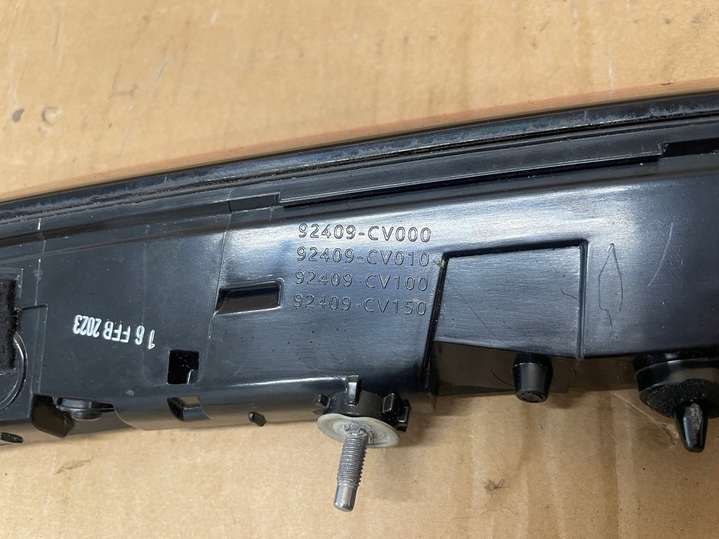 фото №8, Kia ev6 лампа задняя задняя led накладка 92409-cv000