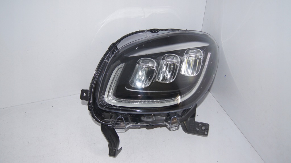 фото №1, Лампа перед ліва smart fortwo forfour full led a4539069701 260607083r