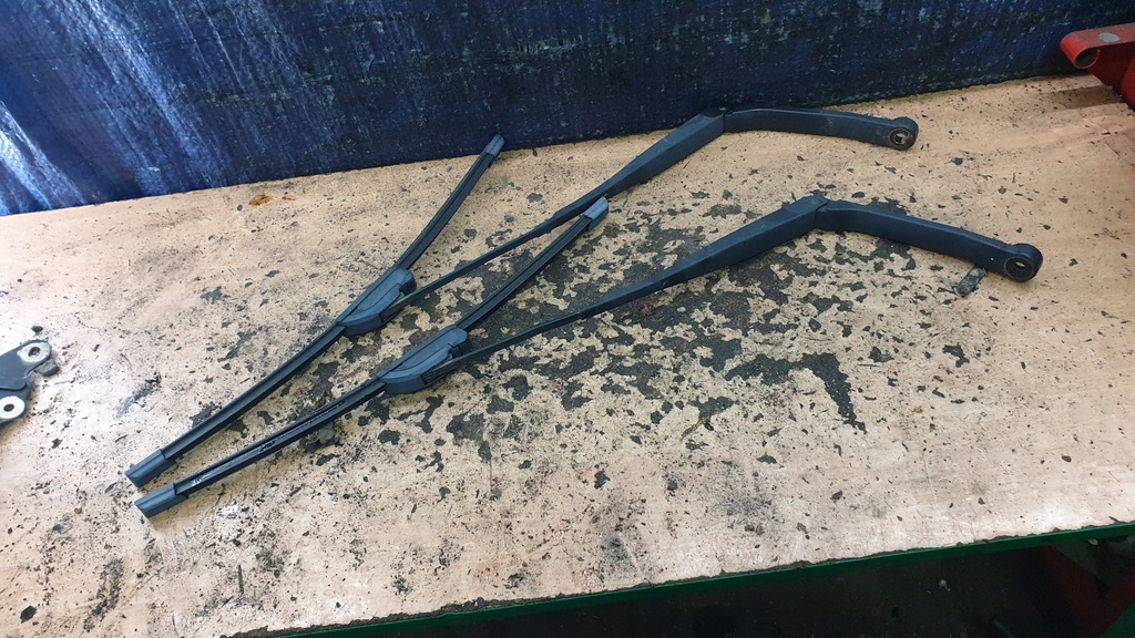 фото №1, Mazda tribute i рычаги дворник комплект europa