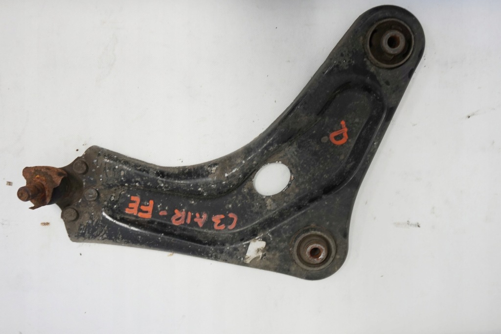фото №1, Рычаг правый citroen c3 aircross 1.2 vti