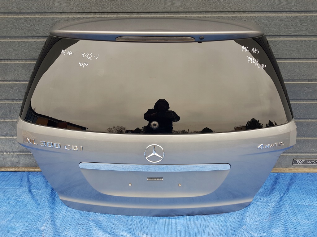 Купити Кришка багажника багажника mercedes ml w164 c792u 792u