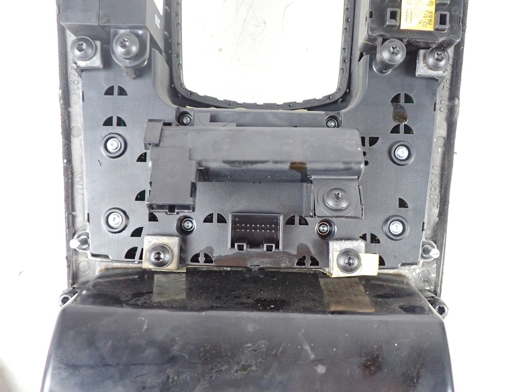 фото №12, Панель управление audi a8 s8 d3 5.2 карбон 4e1919611b 4e1927225a 4e1905218b